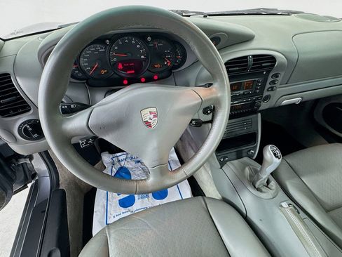 Used 2003 Porsche 911 Carrera RWD image 12
