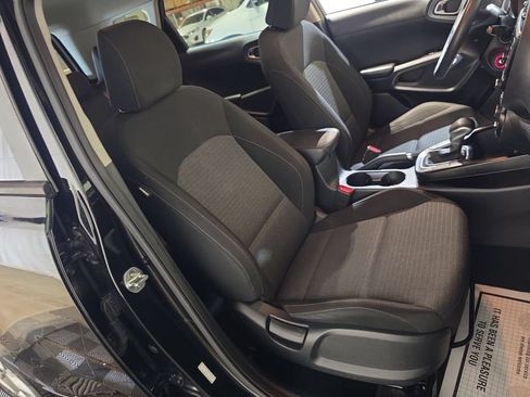 Used 2020 Kia Soul S FWD image 24