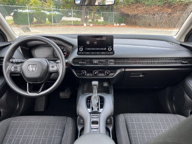 Used 2024 Honda HR-V LX image 11