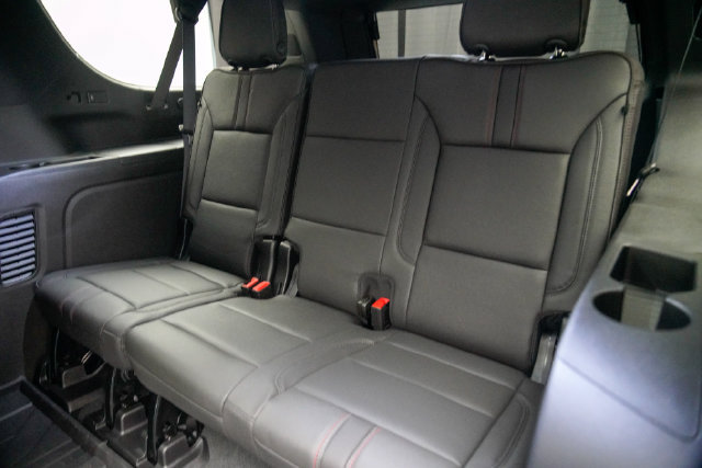 New 2026 Chevrolet Suburban RST AWD/4WD image 27