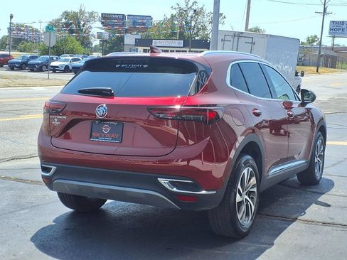 Used 2022 Buick Envision Essence w/ Safety Package FWD image 4