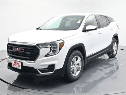Used 2024 GMC Terrain SLE
