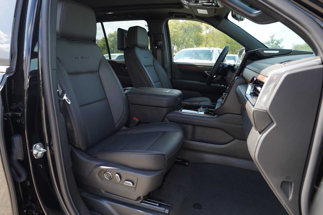 New 2026 GMC Yukon Denali w/ Advanced Technology Package RWD image 53