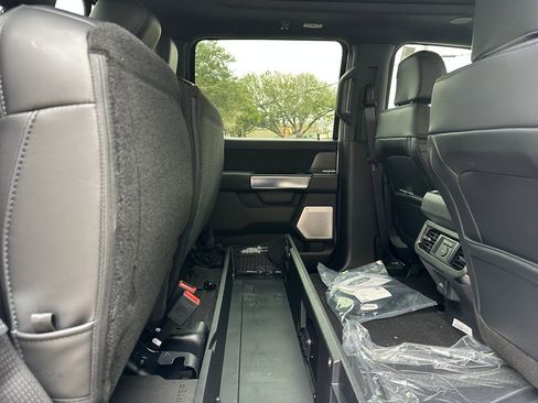 New 2026 Ford F250 Platinum image 57