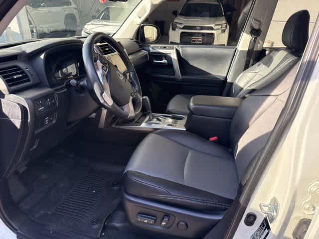 Used 2023 Toyota 4Runner SR5 Premium w/ Moonroof Package AWD/4WD image 10
