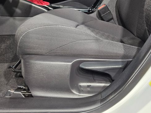 Used 2022 Toyota Corolla SE FWD image 22