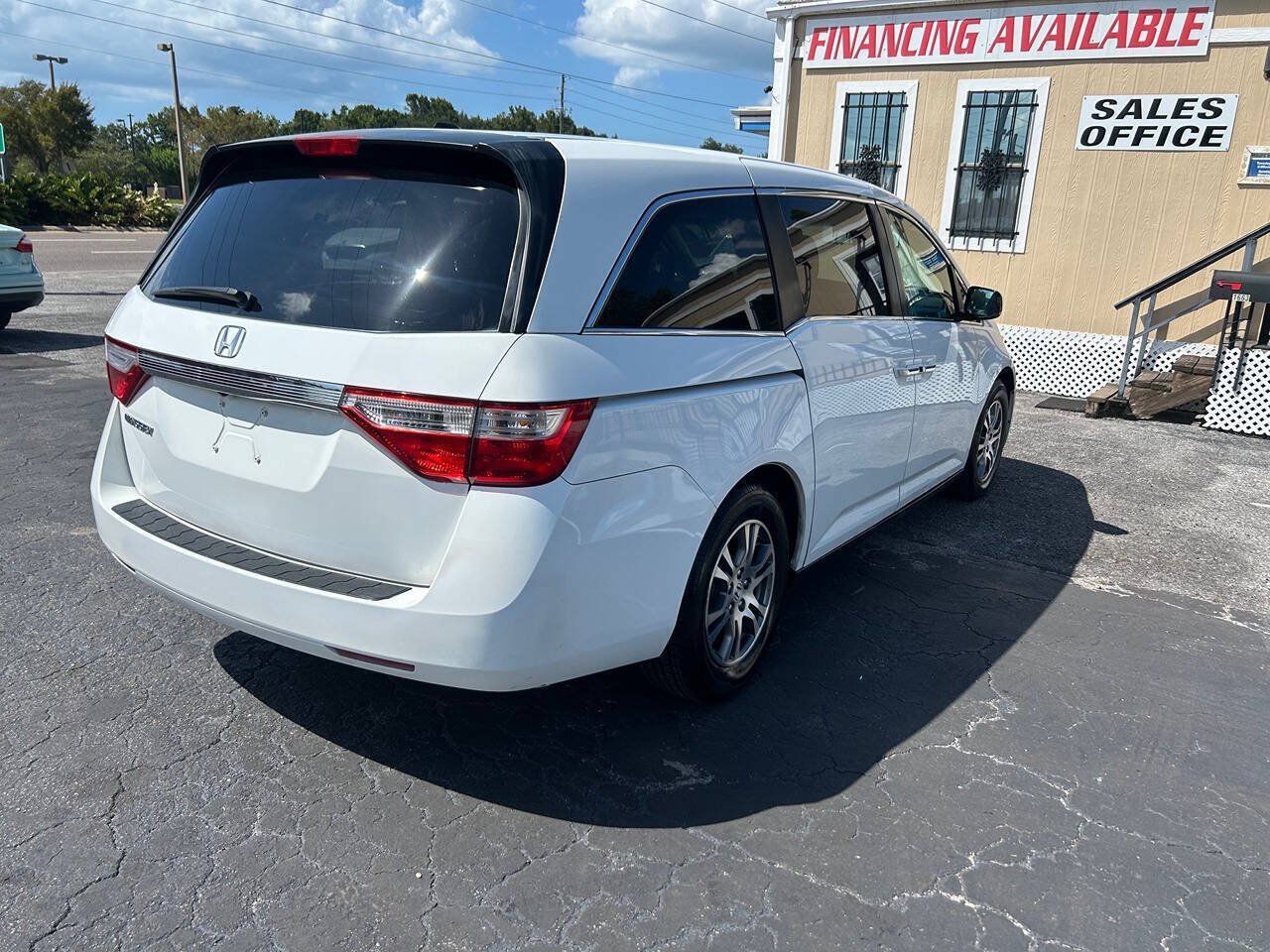 Used 2012 Honda Odyssey EX-L image 3