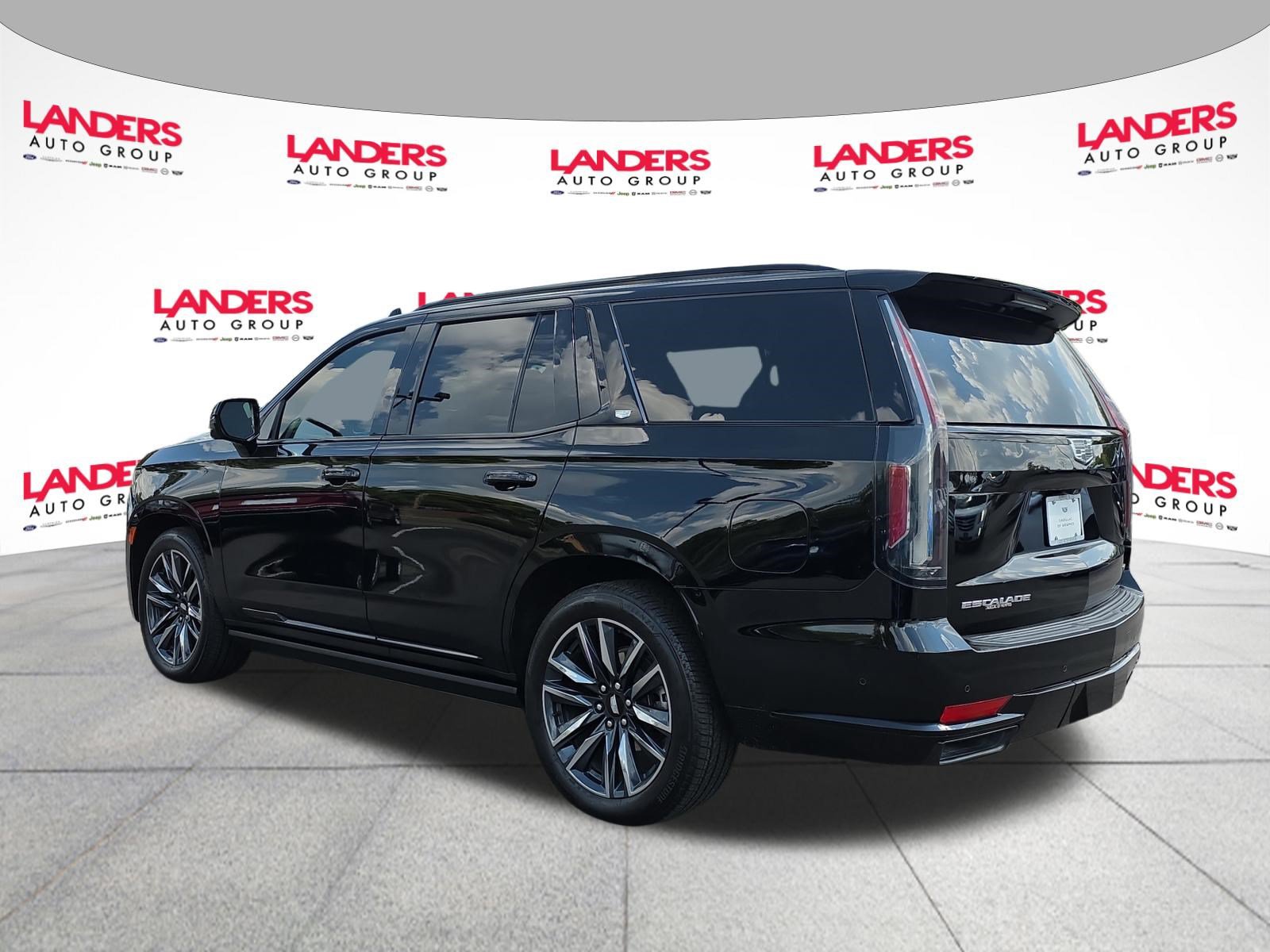 Used 2024 Cadillac Escalade Sport Platinum AWD/4WD image 5