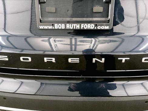 Used 2022 Kia Sorento SX image 13