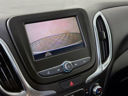 Used 2021 Chevrolet Equinox LT AWD/4WD image 19