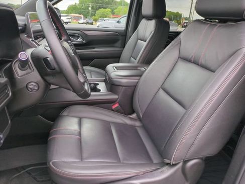 Used 2024 Chevrolet Suburban RST w/ Luxury Package AWD/4WD image 15