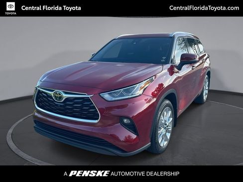 Certified 2026 Toyota Highlander Limited AWD/4WD image 1