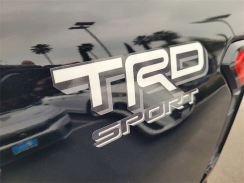Used 2024 Toyota Tacoma TRD Sport image 27