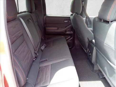 Used 2022 Nissan Frontier PRO-4X AWD/4WD image 16