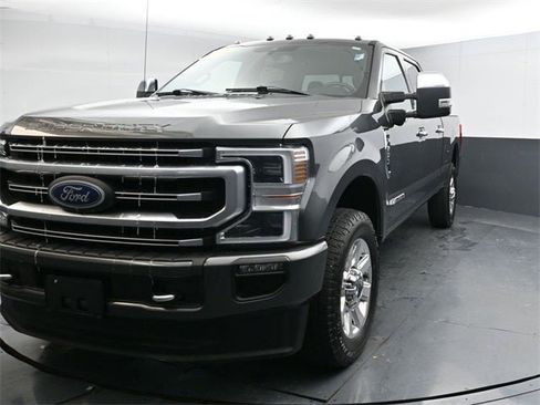 Used 2020 Ford F350 Platinum w/ FX4 Off-Road Package image 7