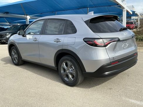 New 2026 Honda HR-V LX image 4
