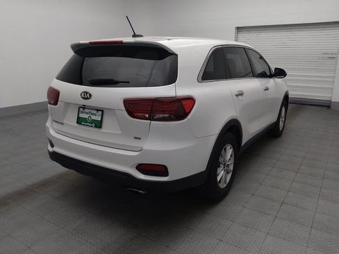 Used 2019 Kia Sorento L FWD image 9