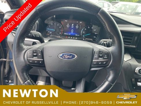 Used 2020 Ford Explorer XLT w/ Equipment Group 202A RWD image 13