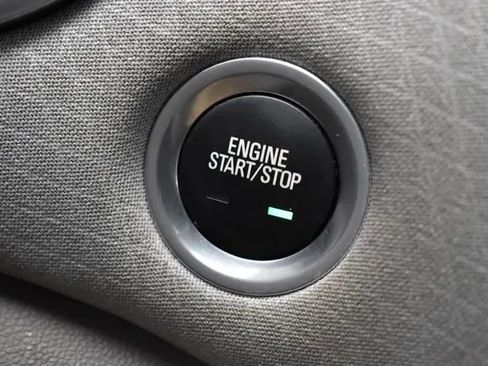 Used 2025 Chevrolet Malibu LT FWD image 28