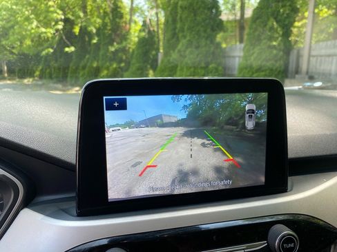 Used 2020 Ford Escape SEL AWD/4WD image 16