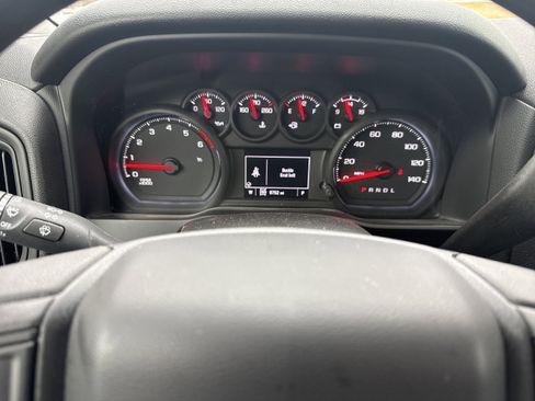 Used 2024 Chevrolet Silverado 2500 Custom w/ Custom Value Package image 23