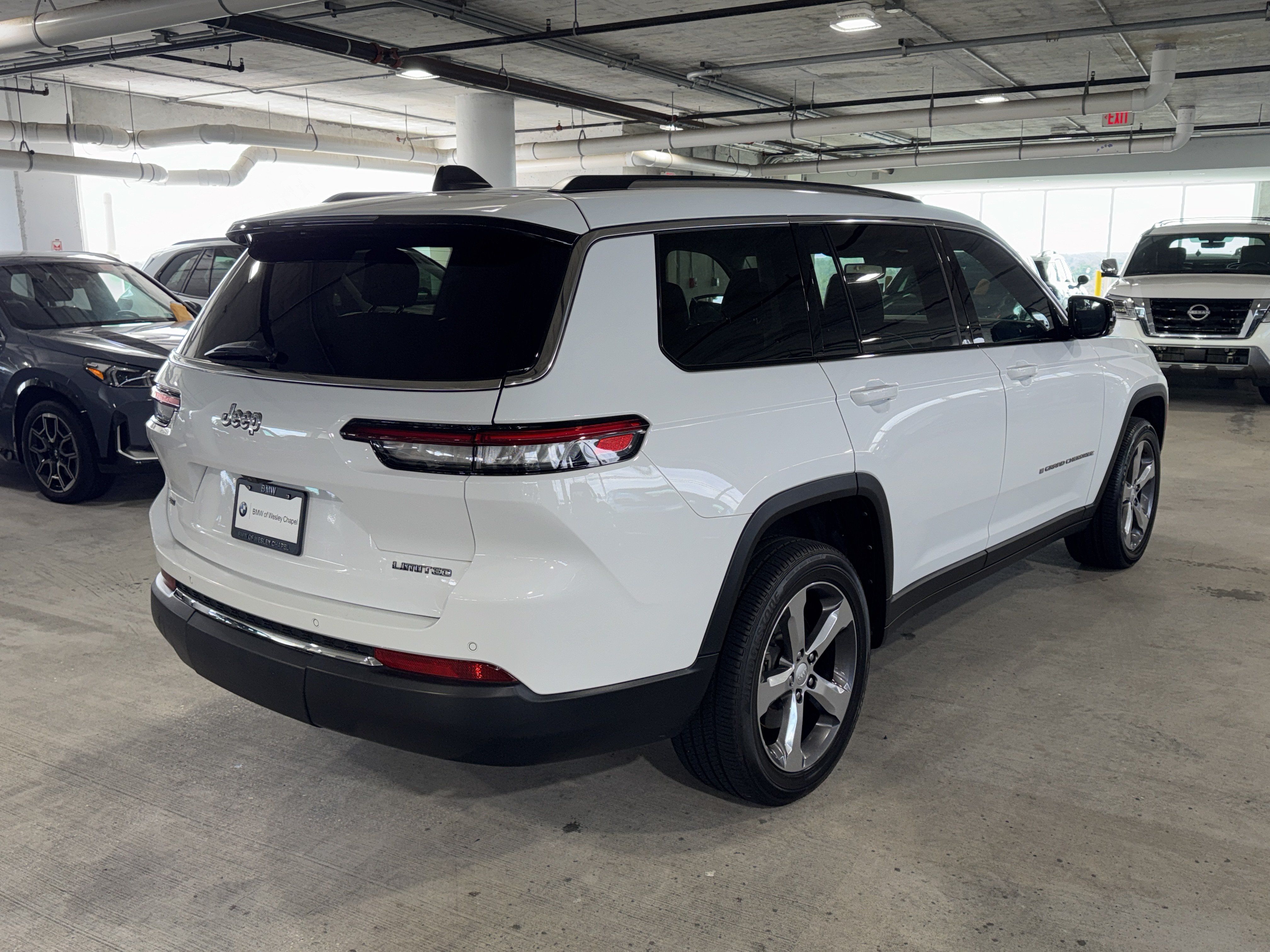 Used 2022 Jeep Grand Cherokee L Limited RWD image 8