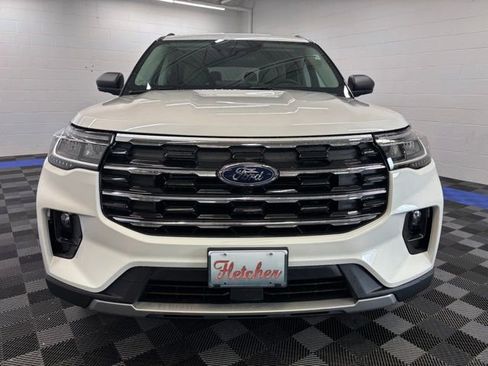 New 2026 Ford Explorer Active w/ Active Comfort Package image 12