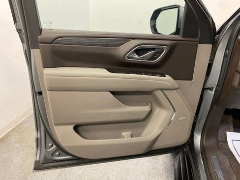 Used 2021 GMC Yukon SLT w/ SLT Premium Package AWD/4WD image 20