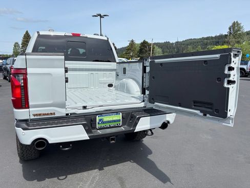 Used 2026 Ford F150 Tremor w/ Equipment Group 402B MID AWD/4WD image 32