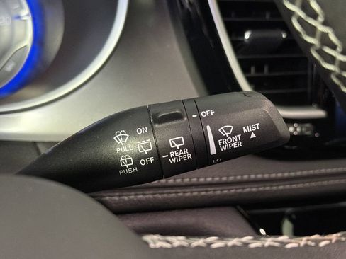 New 2026 Chrysler Pacifica Select FWD image 17
