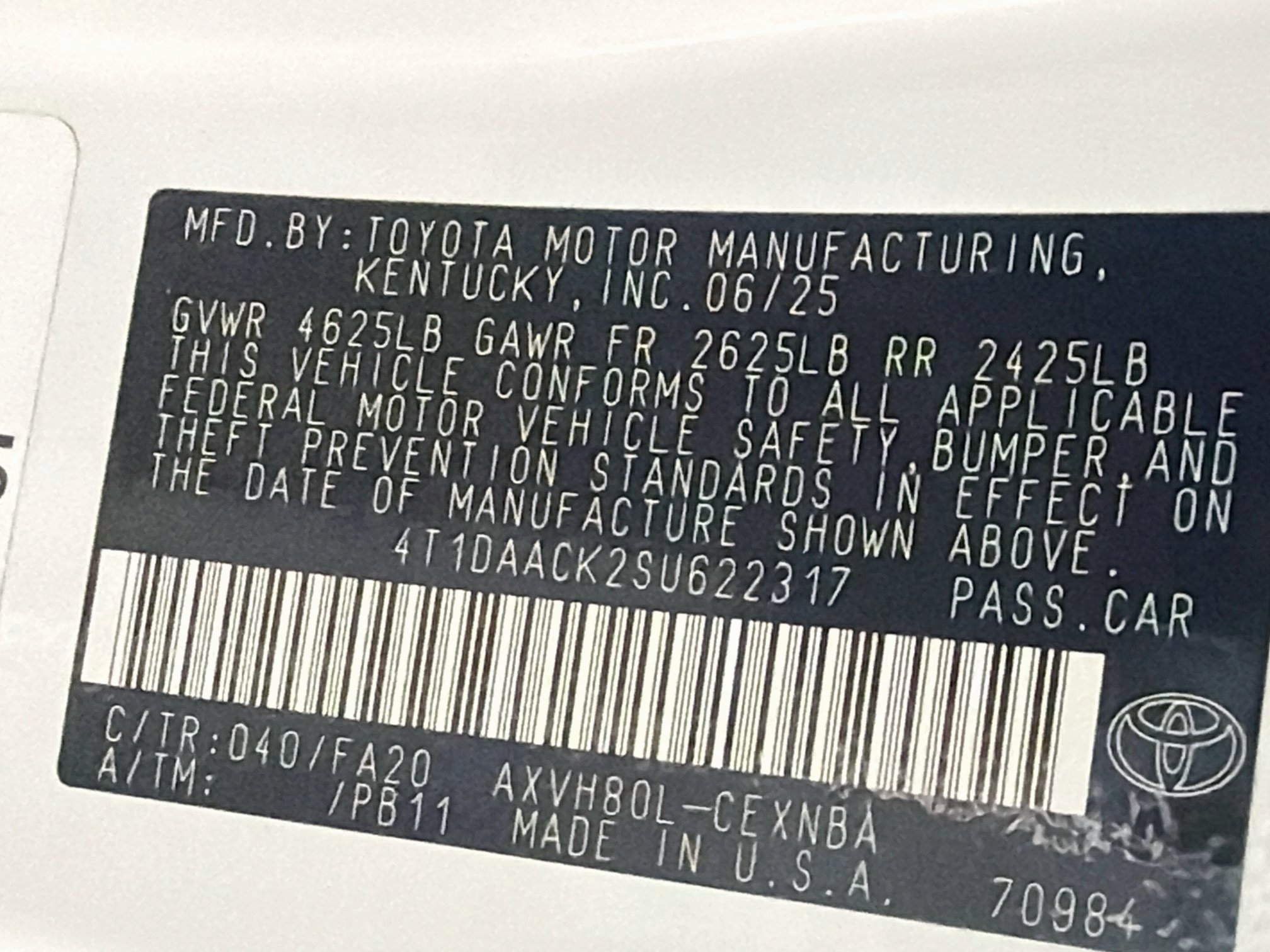 Used 2025 Toyota Camry LE FWD image 12