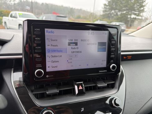 Certified 2022 Toyota Corolla LE image 5