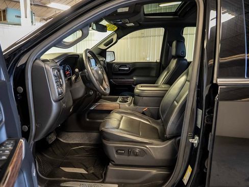 Used 2019 Chevrolet Silverado 1500 High Country image 13