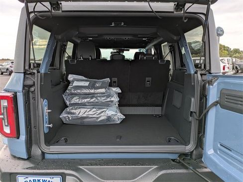 New 2025 Ford Bronco Outer Banks image 36