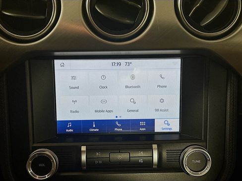 Used 2019 Ford Mustang Premium image 19