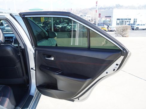 Certified 2017 Toyota Camry XSE image 27