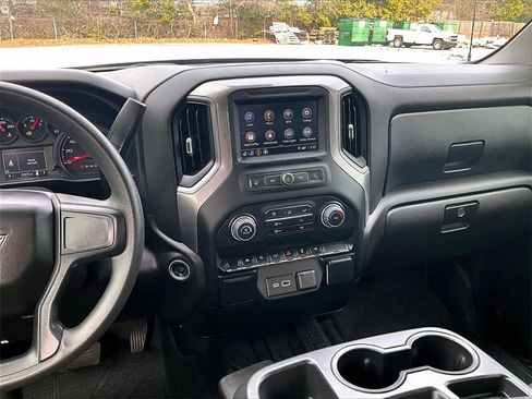 Certified 2022 Chevrolet Silverado 1500 Custom image 15