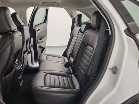 Used 2022 Ford Edge SEL w/ Convenience Package image 29