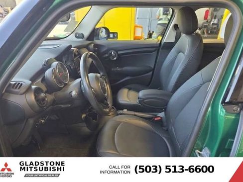 Used 2020 MINI Cooper 4-Door Hardtop w/ Storage Package FWD image 5