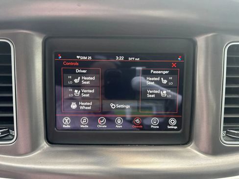 Used 2021 Dodge Charger SXT w/ Leather Interior Group image 17