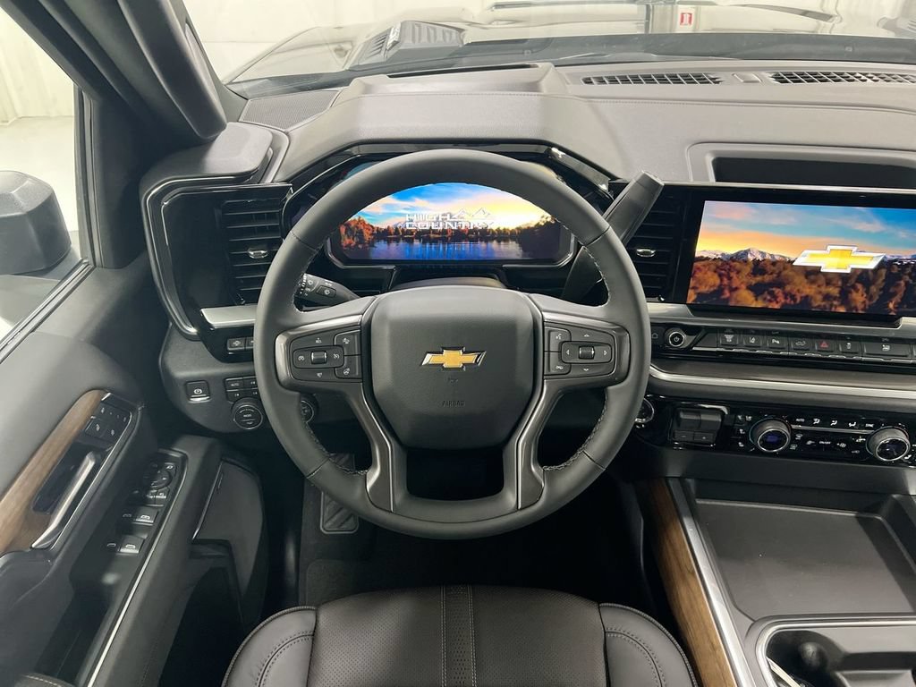 New 2026 Chevrolet Silverado 2500 High Country w/ High Country Premium Package AWD/4WD image 11