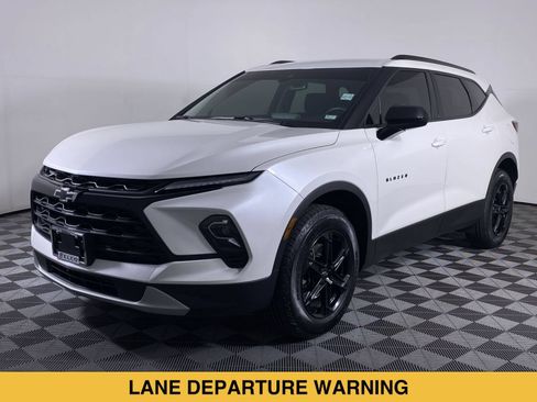 Certified 2023 Chevrolet Blazer LT w/ Convenience Package FWD image 16