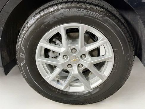 Used 2023 Chevrolet Equinox LS w/ LS Convenience Package AWD/4WD image 34