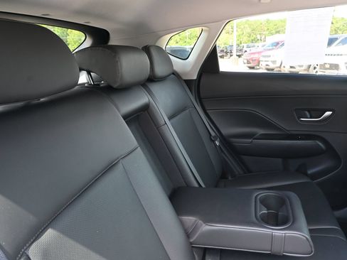 Used 2024 Hyundai Kona Limited AWD/4WD image 30