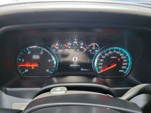 Used 2017 GMC Sierra 2500 Denali w/ Duramax Plus Package AWD/4WD image 18