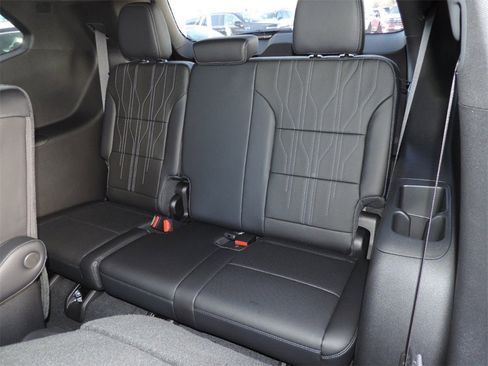 New 2026 Buick Enclave Avenir w/ Super Cruise Package image 19