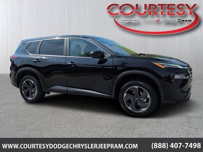 Used 2024 Nissan Rogue SV
