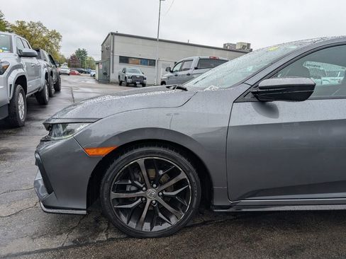 Used 2021 Honda Civic Sport image 2