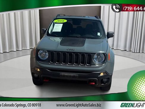 Used 2016 Jeep Renegade Trailhawk AWD/4WD image 8