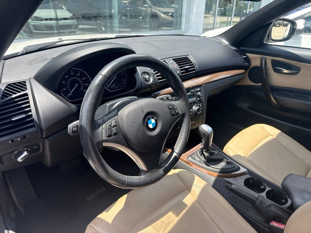 Used 2012 BMW 128i Convertible RWD image 4